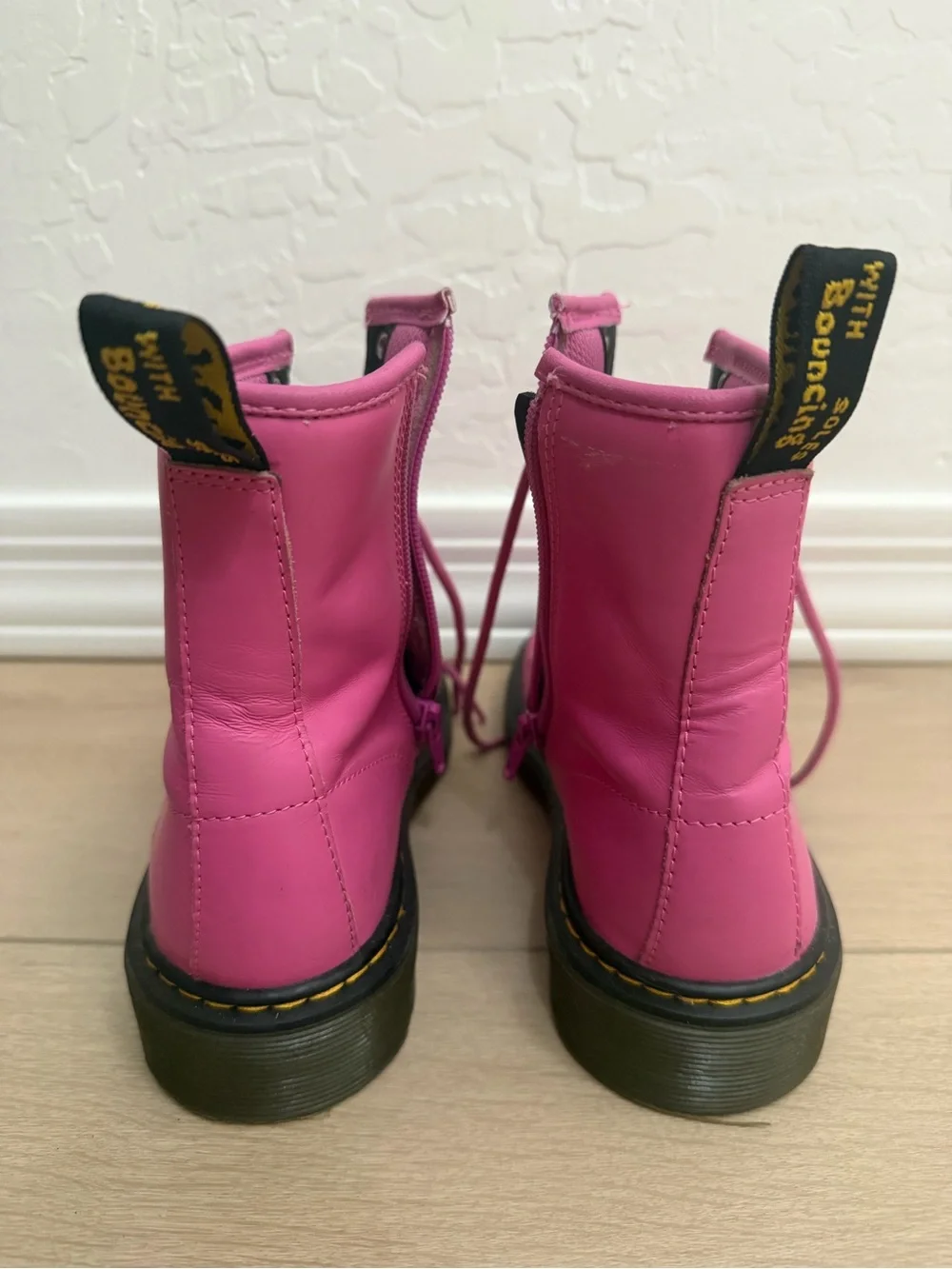 Dr. Martens hot pink boots youth kids size 5
